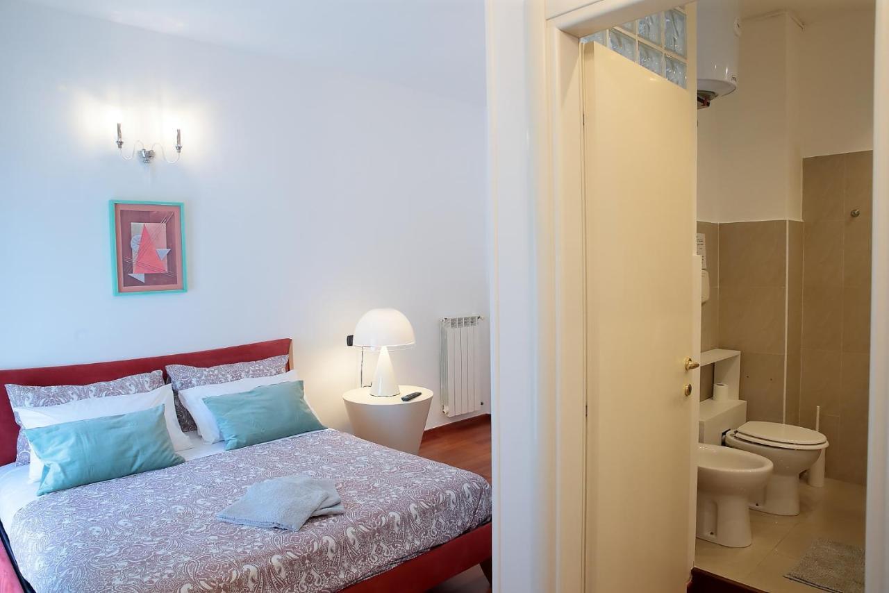 Savoia International_lt_bari Stazione Gasthof Bari